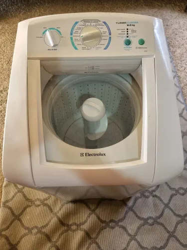 MÁQUINA de lavar roupa electrolux
