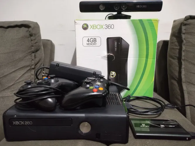 Xbox 360 Slim desbloqueado + Kinect