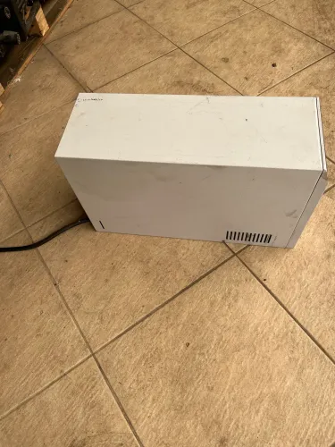 Vendo nobreak 3 kVA bivolt