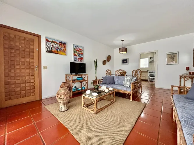 Apartamento à Venda na Pitangueiras no Guarujá | QVista Inteligência Imobiliária Guarujá