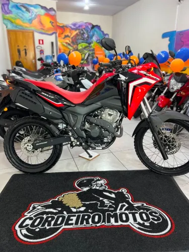 HONDA XRE 300 SAHARA RALLY 2024 ÚNICO DONO!