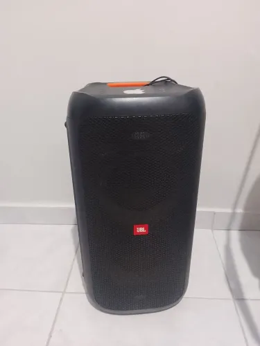 Caixa de som JBL PART BOX 100