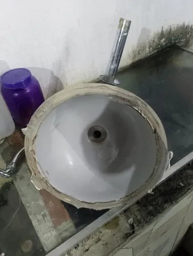 Cubas( duas cubas e uma torneira)