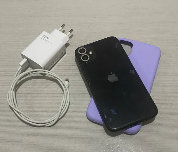iPhone 11 de 64,funcionando perfeitamente! todo original!!