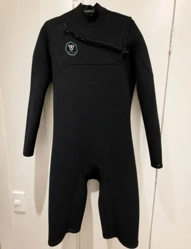 Roupa neopreme surf