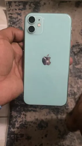 Iphone 11 verde 64gb pra vender logo todo ok com face id pegando tudo ok