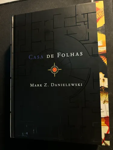 Casa de Folhas + Brindes oficiais Darkside