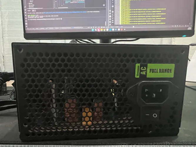 Fonte gamemax gp 750
