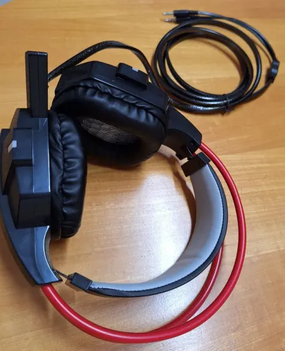 Fones de ouvido C3TECH, NOVO