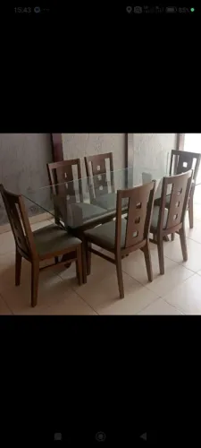 Mesa de 6 cadeiras