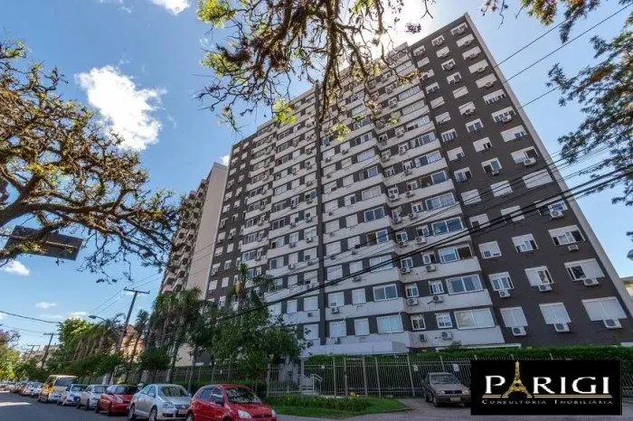 Apartamento com 3 dormitórios para alugar, 72 m² por R$ 5.080,00/mês - São João - Porto Al