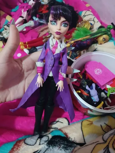 Boneca monster high