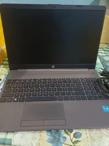 Vende - se notebook HP core i3