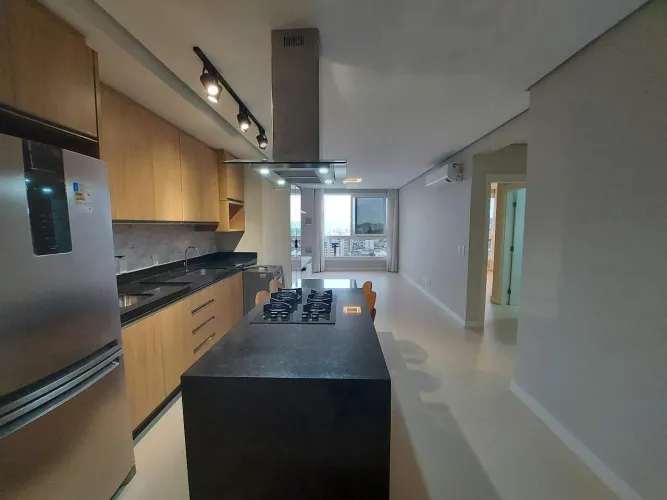 Centro | Apartamento 2 quartos (1 suíte)