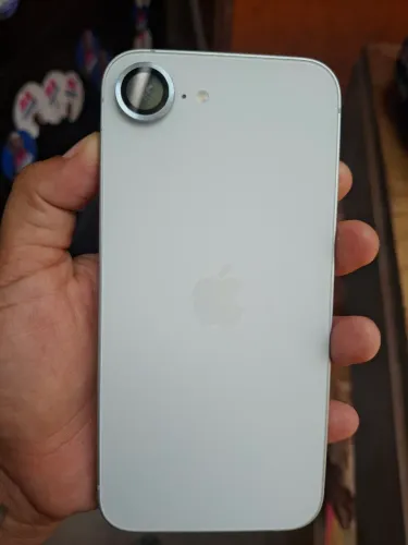 iPhone 16e ? R$ 4.100