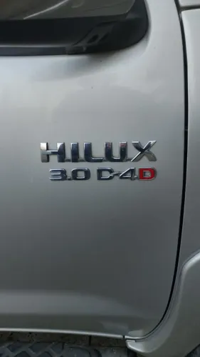 Toyota Hilux CD SRV D4-d 4X4 3.0 TDI Diesel AUT 2006
