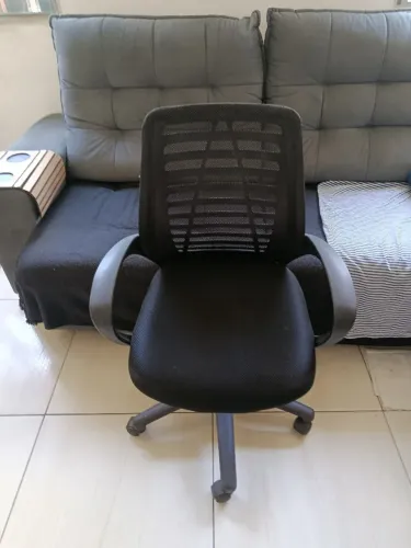 Vendo cadeira de escritório