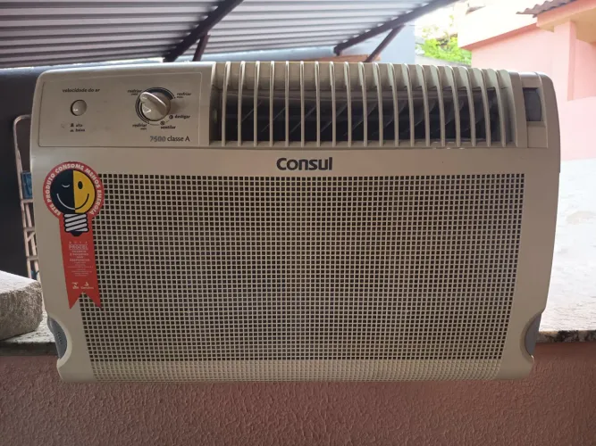 Ar condicionado de janela