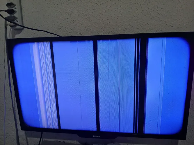 Tv com defeito 