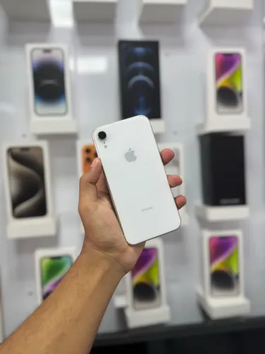 IPHONE XR 128 GB 
