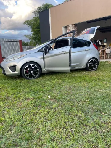 Ford Fiesta SE 1.6 16V Flex 5P 2013