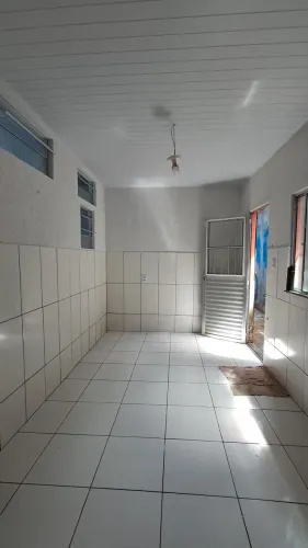 VENDO OU ALUGO CASA NOVA EM VILA ROD. HELIO GUEIROS/ANANINDEUA