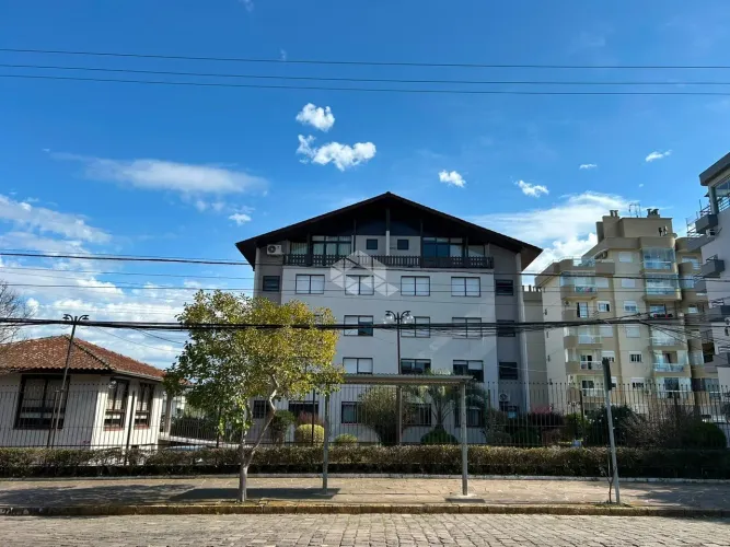 Apartamento semimobiliado para venda no Santa Catarina com 2 dormitórios, e 1 vaga.