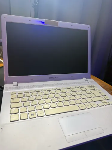 Notebook Samsung ATIV Book 2.4 270E4E-KD5 14? - Venda