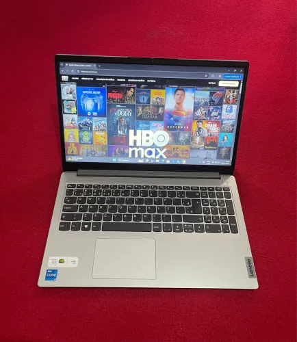 NOTEBOOK LENOVO I5-1235U SEMI NOVO + NOTA FISCAL,08GB MEMÓRIA RAM,SSD NVME 512GB,GHZ 4.40