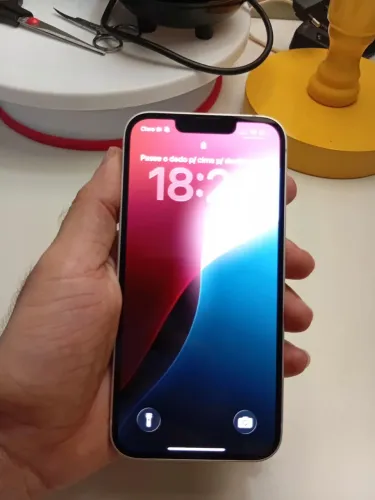 iPhone 16E Branco 128GB