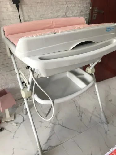 Banheira de bebê Burigotto Splash c/ suporte e trocador