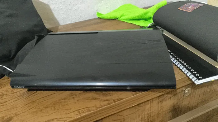 Playstation 3 super slim desbloqueado