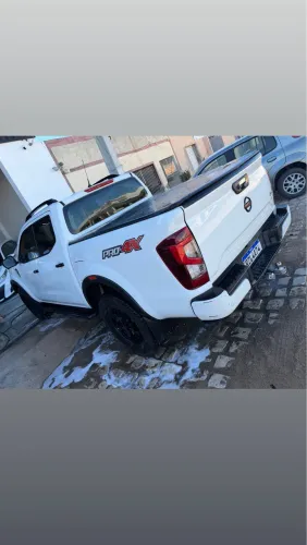 Nissan Frontier Pro4x CD 4X4 2.3 Bi-TB Die. AUT 2023