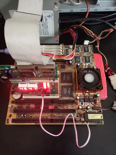 Placa mãe antiga TX Pro socket 7 ISA
