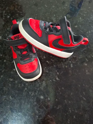 Tênis nike infantil original Tam 24