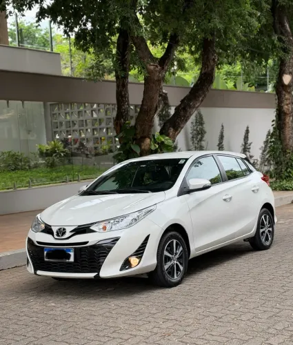 Toyota Yaris XS Connect 1.5 Flex 16V 5P AUT 2021