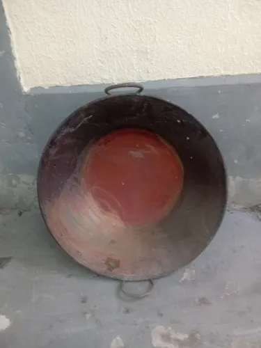 Tacho de cobre antigo.