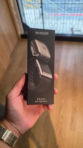 Whoop 5.0 Peak 12 Meses Incluso assinatura Titânio-preto 