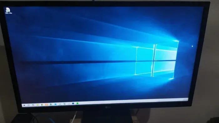 Monitor 24 " LG 24MK430H-B é um monitor LED