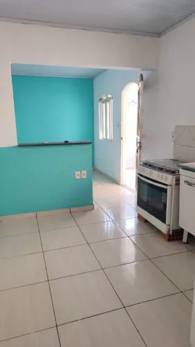 Aluga-se Kitnet no Tijucal