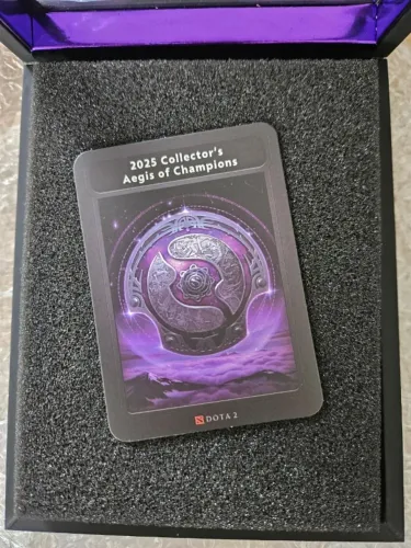 Cosmic Roshan - Skin exclusiva TI 2025