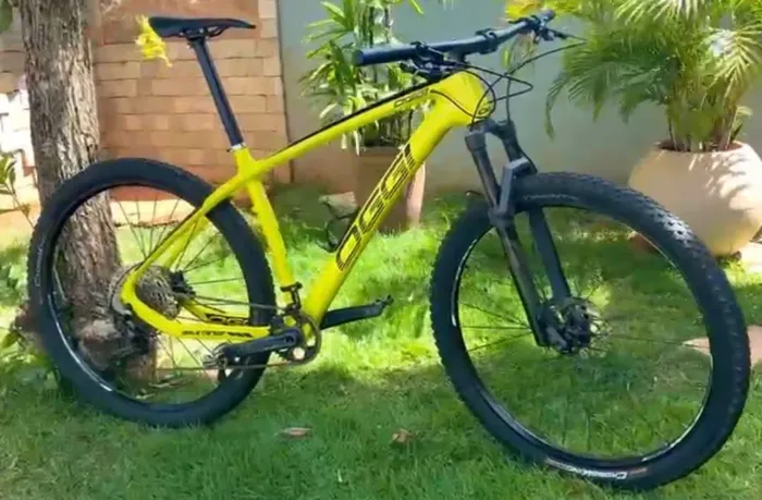 Bike Oggi Agile Carbono