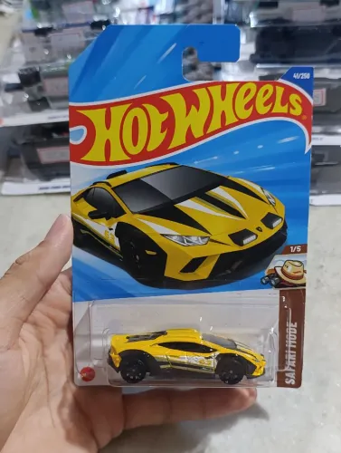 Hot Wheels - Lamborghini Huracán Sterrato