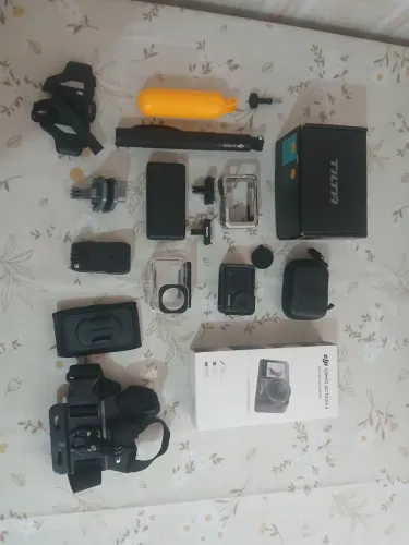 DJI Osmo action 4 Combo adventure + acessórios 
