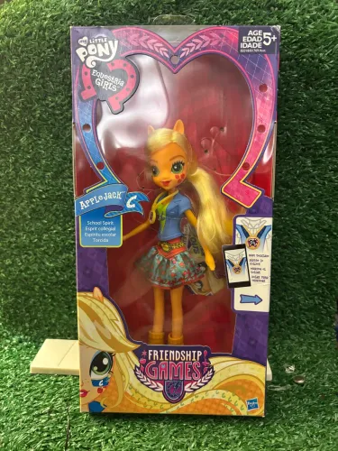 Boneca Equestria Girls - Applejack Friendship Games LACRADA
