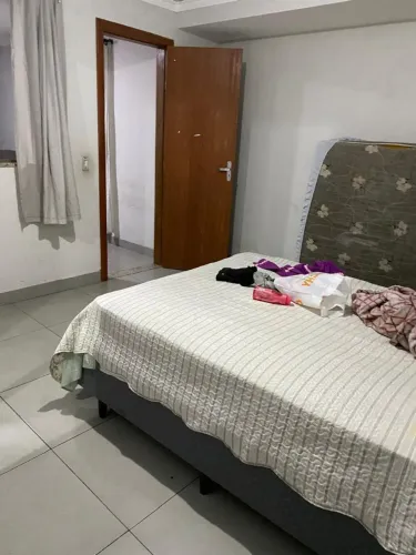 Vendo ap no bairro alecrim de frente a escola e a clínica do hospital evangélico