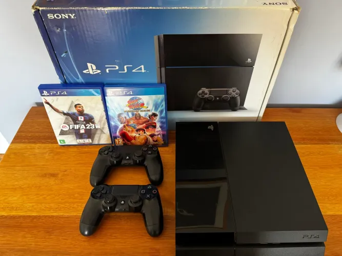 PS4 fat Americano 500 Gb com dois controles originais