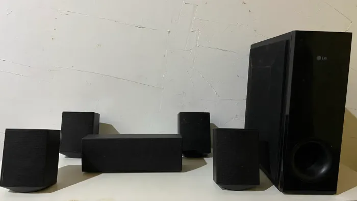 Caixas e Subwoofer