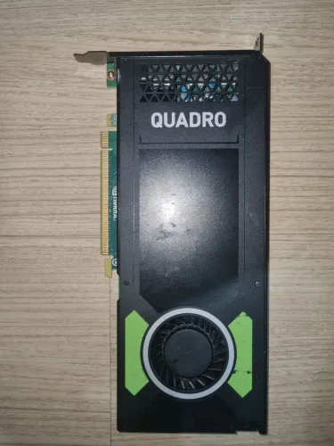 Placa de vídeo NVidia quadro m4000