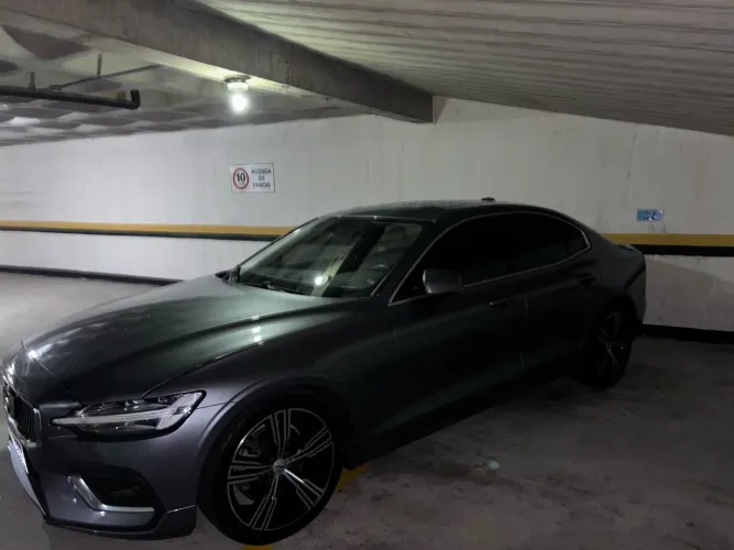 Volvo S60 T-5 Inscription 2.0 254cv 4P 2020